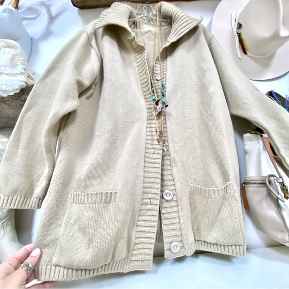 Artisan Patchwork boho Sweater w farmhouse prairie granny cabin vibe - Picture 13 of 16